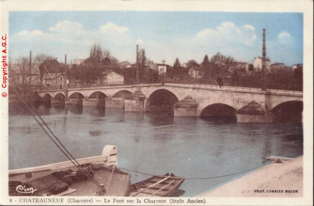 Le pont sur le Charente.jpg